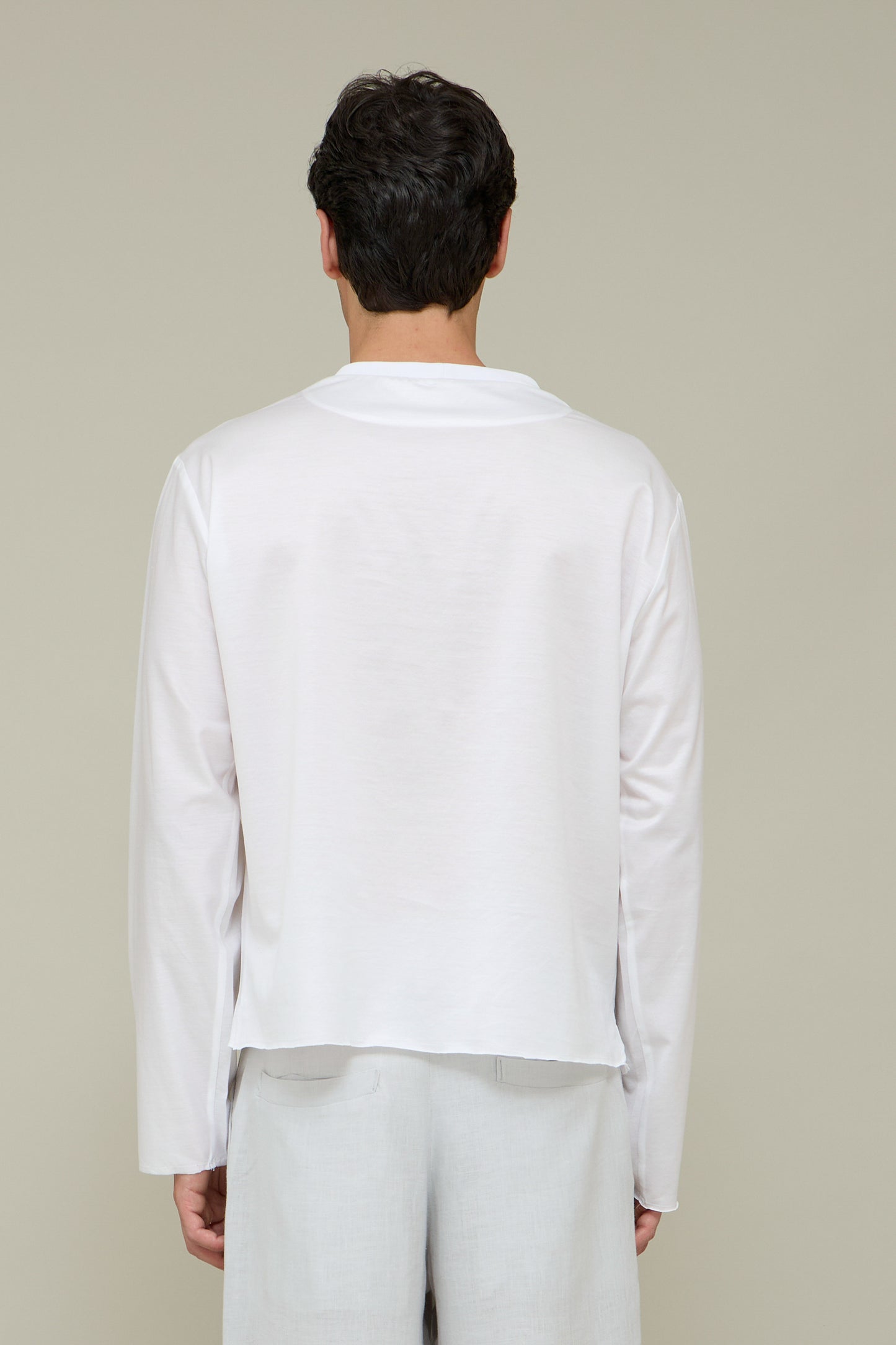 Essential Longsleeve - Perfect White