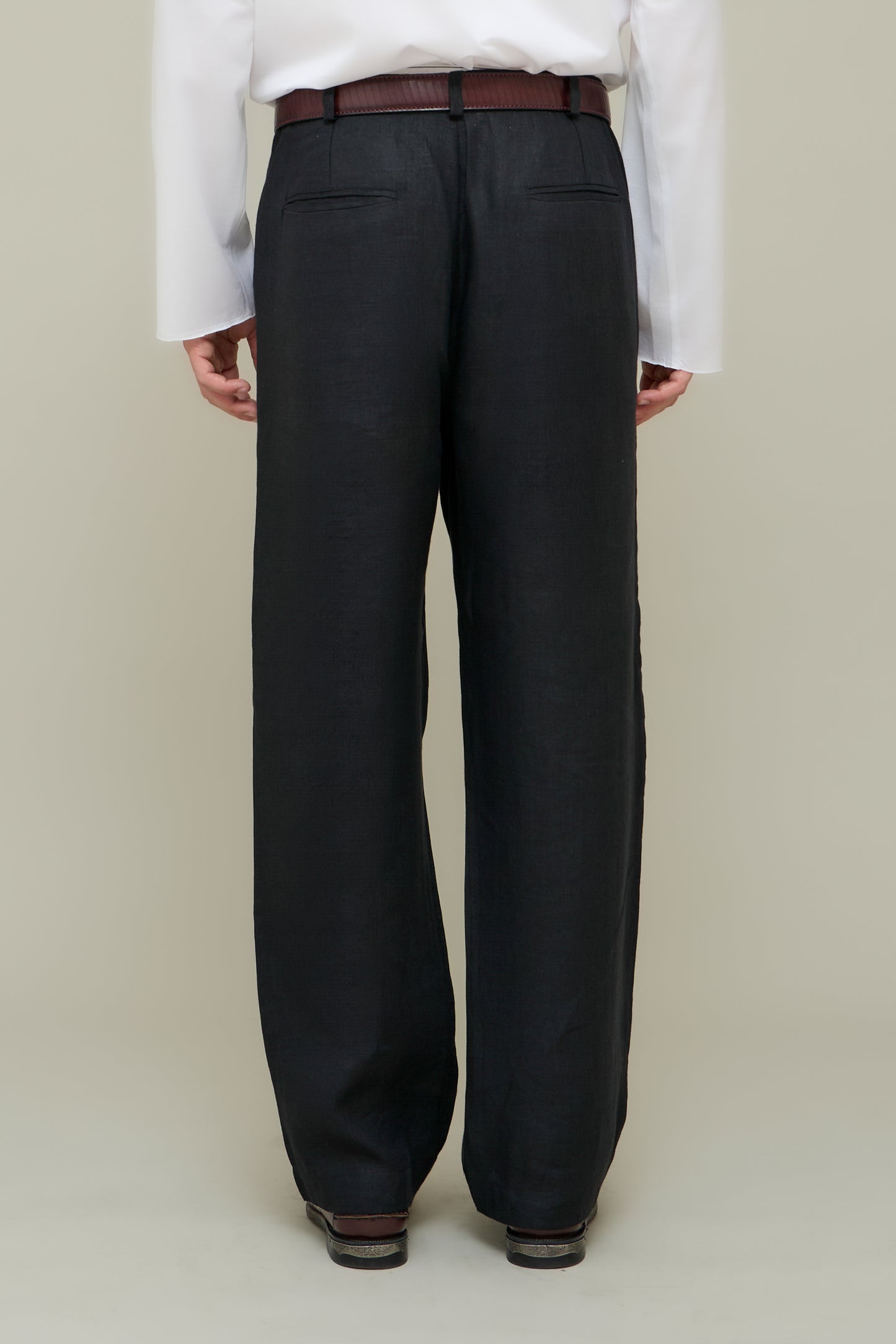 Capri Linen Trousers - Chic Black
