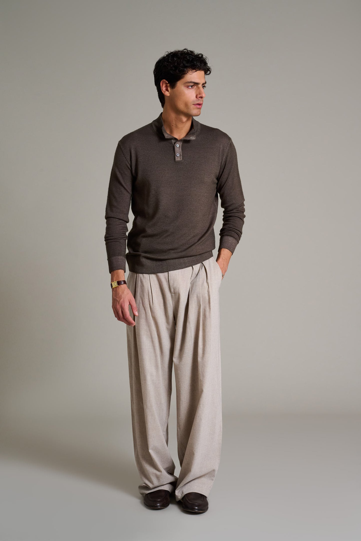 The Sandstone Henley