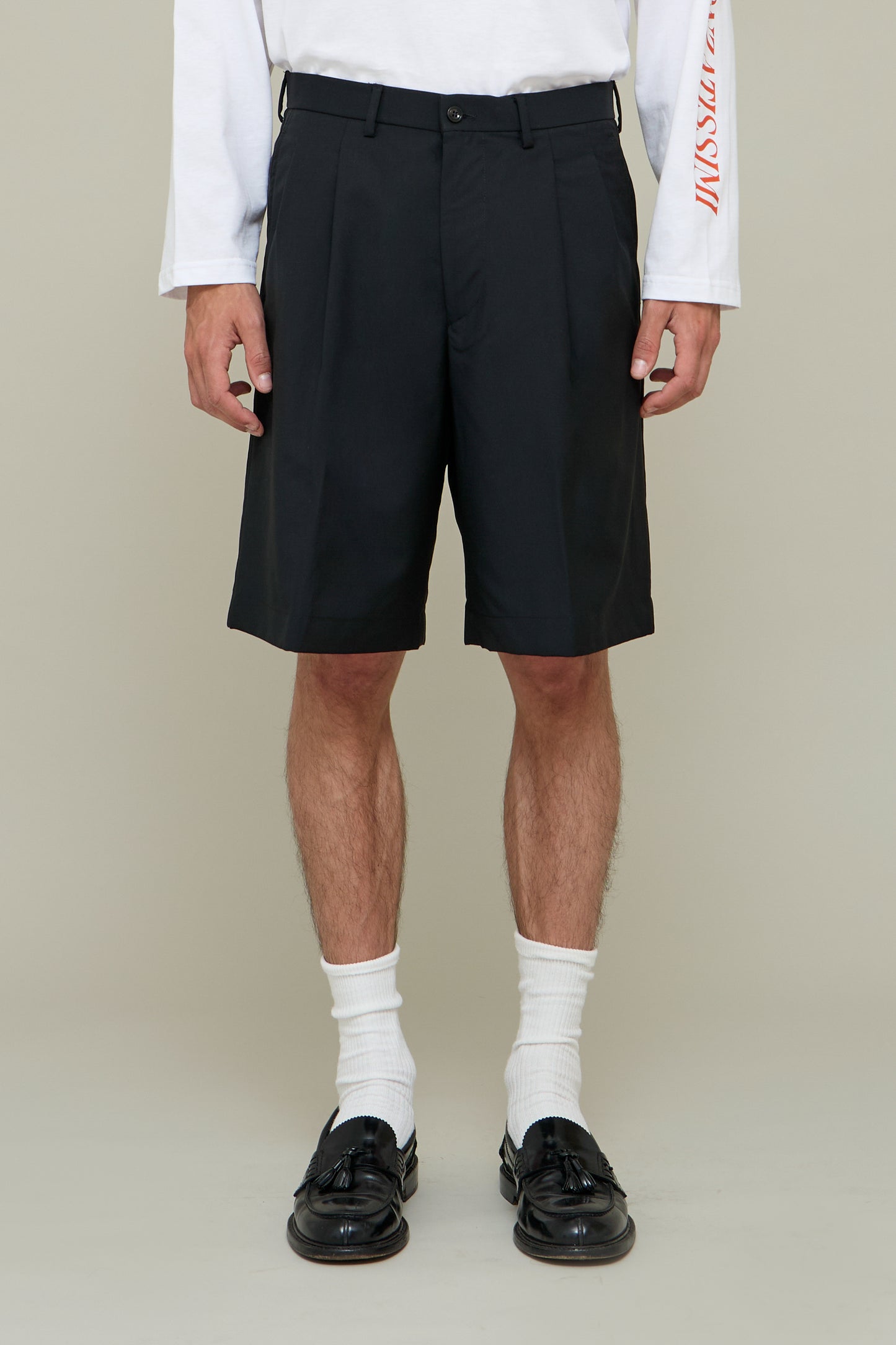Pleated Tailored Shorts - Black