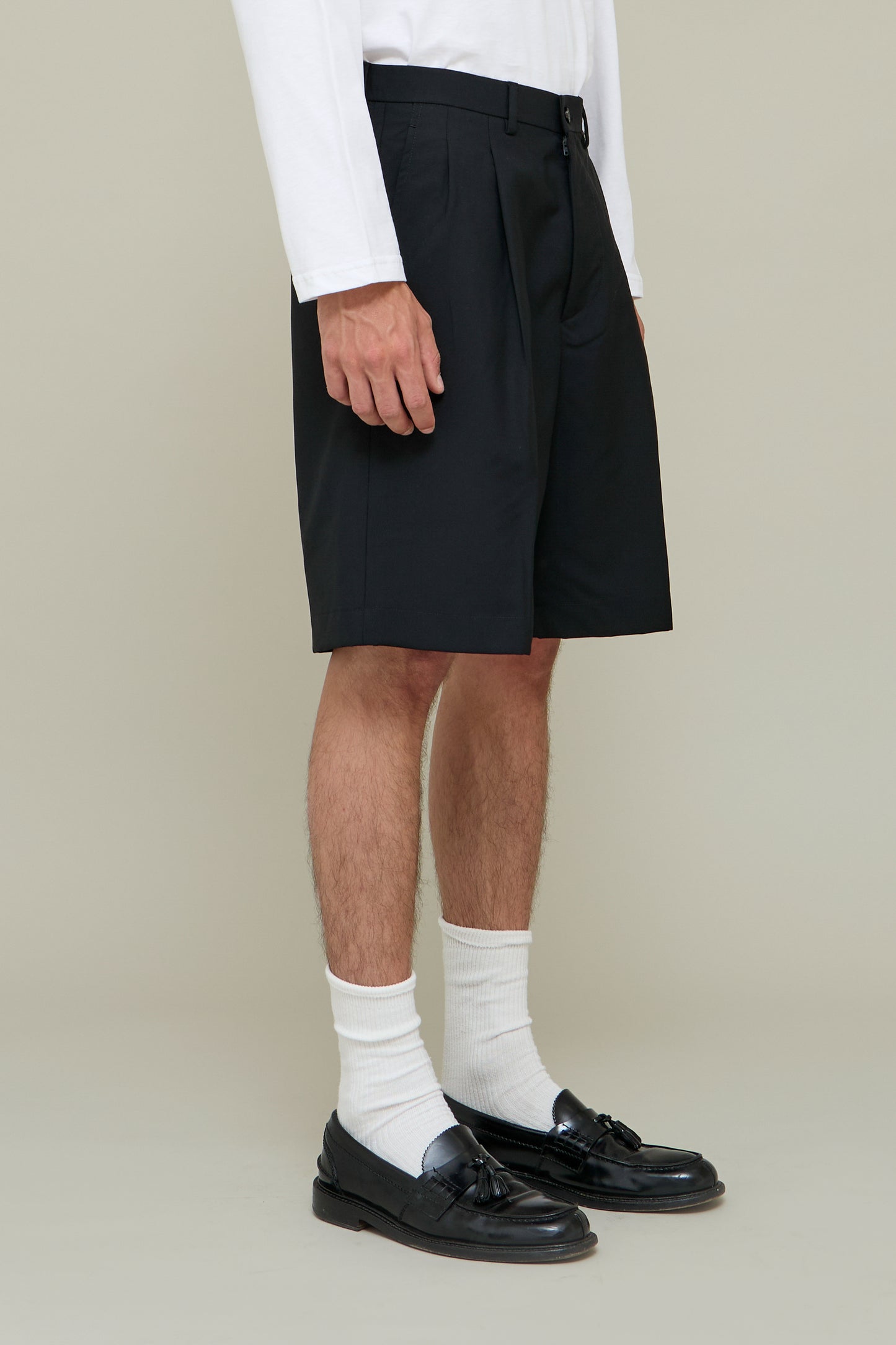 Pleated Tailored Shorts - Black
